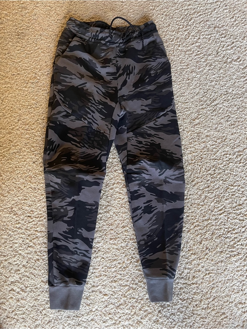 Nike Men’s Black & Gray Camo Joggers